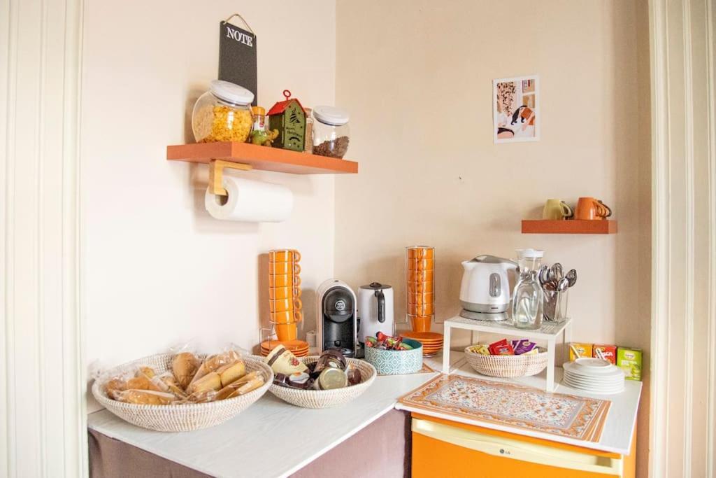 Mitha'S Rooms Catania Esterno foto